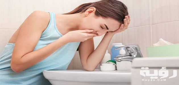 تفسير رؤية ترجيع الدم في المنام 8 تفسير حلم تقيؤ الدم في المن