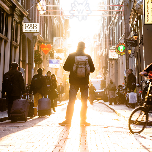 حلمت اني في بلد غير بلدي 2 unnamed