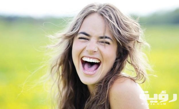 تفسير حلم الضحك بسخرية في المنام