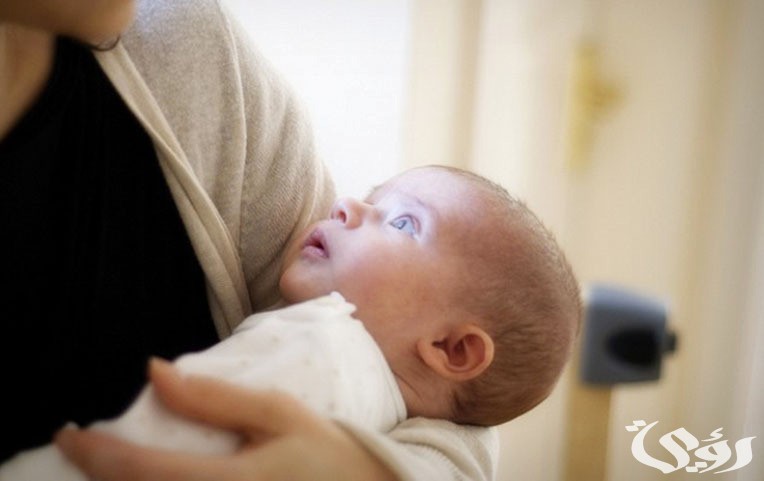 حكم إفطار المرضع في رمضان