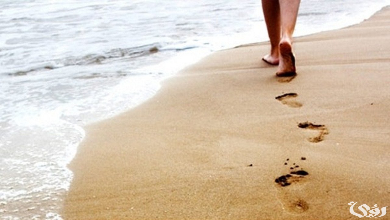 أشهر 8 تفسيرات رؤية المشي حافي القدمين في المنام 2 تفسير رؤية المشي حافي القدمين