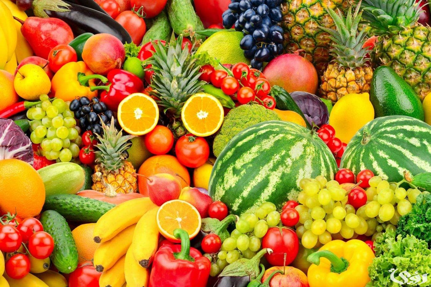 تفسير حلم إعطاء الحي للميت فاكهة