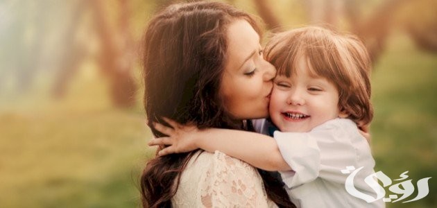 اذاعة مدرسية عن الام