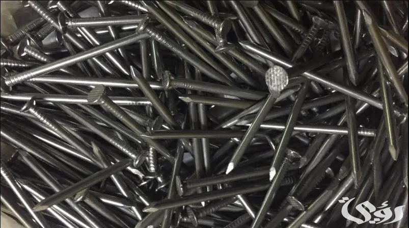 تفسير رؤية دخول المسمار في القدم