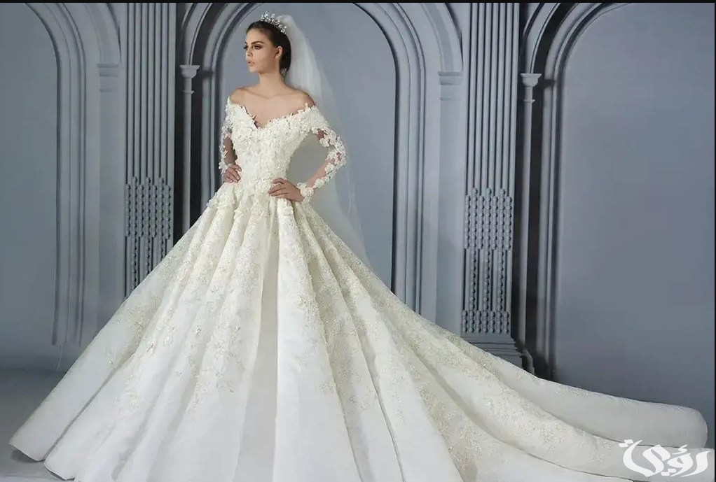 تفسير رؤية هدية فستان