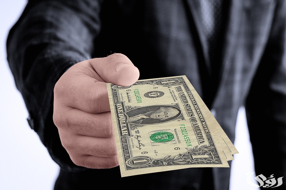 تفسير رؤية الإرث من الميت