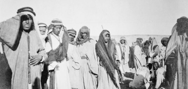 أصل عائلة الزعاق