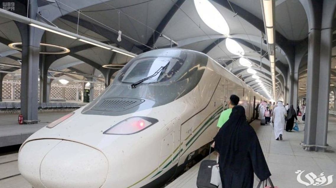  كم سرعة قطار الحرمين بالكيلومتر في الساعة؟