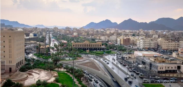 المسافة من الدمام الى القطيف