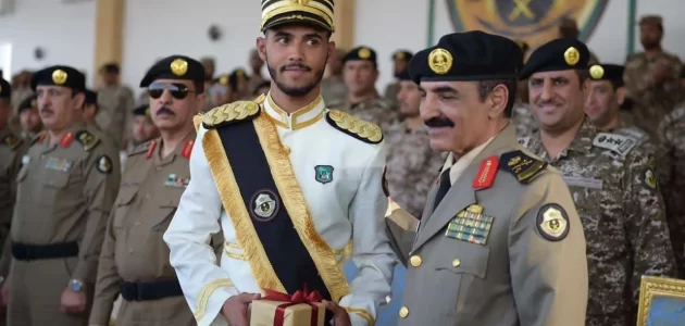 كم راتب العقيد في السعودية بالريال؟