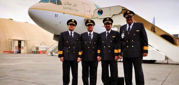 كم راتب الطيار في السعودية بالريال
