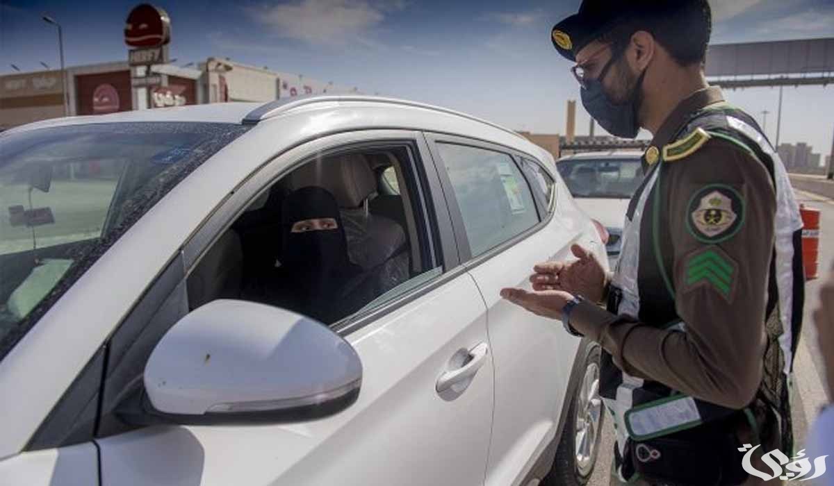 كم مخالفة عدم وجود رخصة قيادة؟