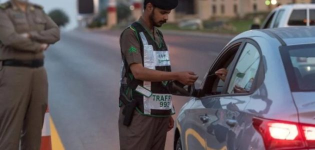 كم مخالفة عدم تشغيل الأنوار؟