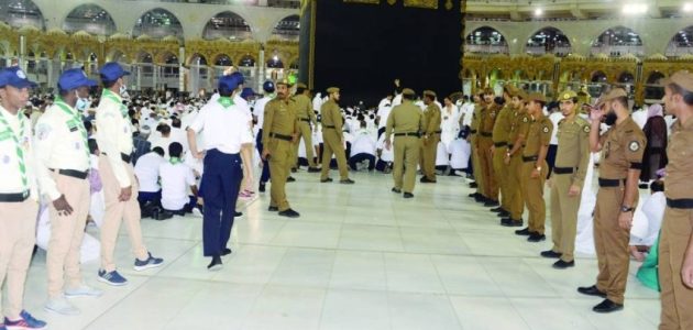 طريقة التقديم على وظائف الحج والعمرة المتاحة لهذا الموسم