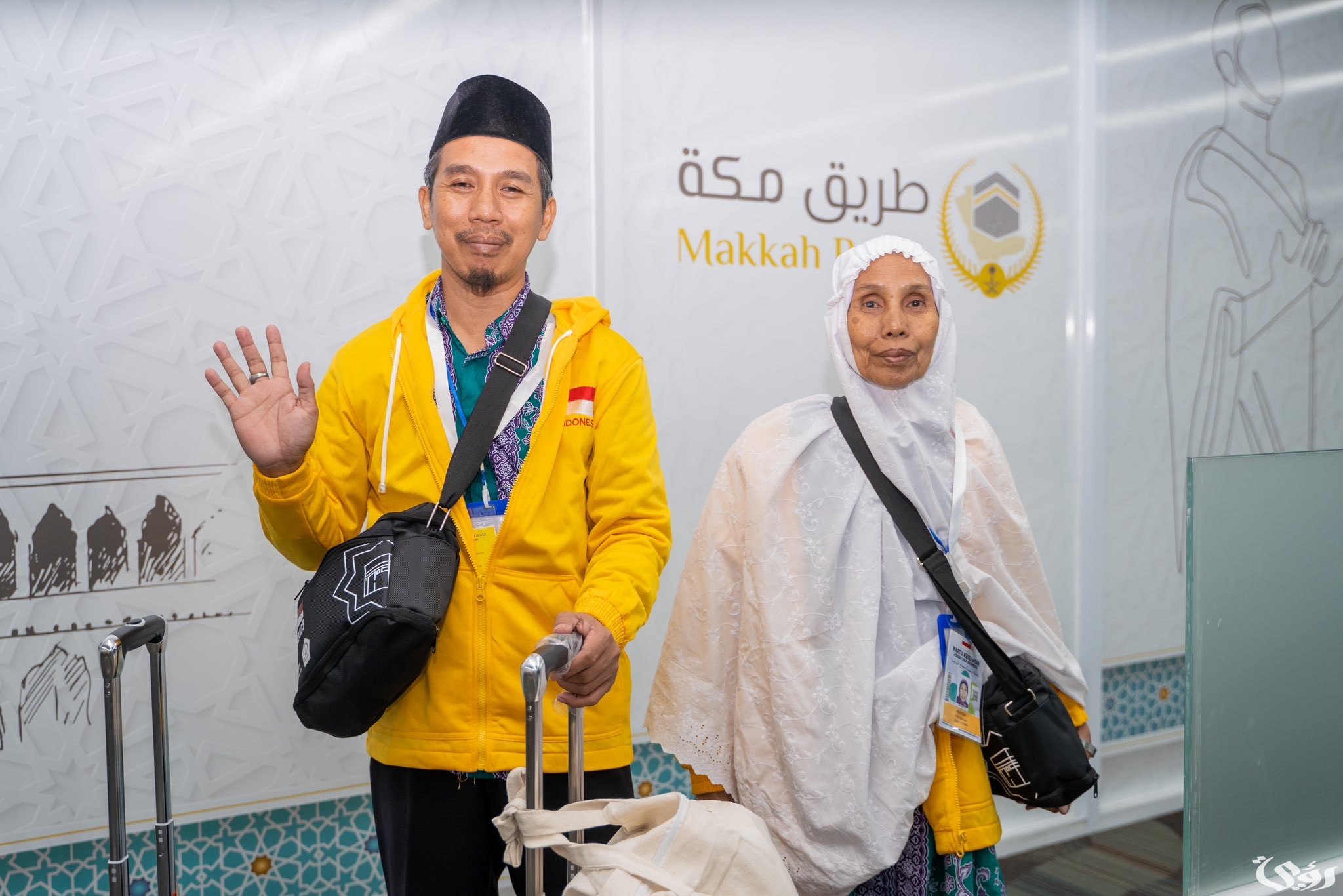 مغادرة أولى رحلات المستفيدين من مبادرة "طريق مكة" من إندونيسيا متجهة إلى المملكة