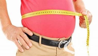 نصيحة الخبراء: هذا ما ينبغي تناوله يوميًّا للتخلص من دهون البطن