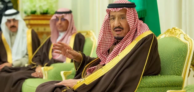 خادم الحرمين الشريفين يصدر أمرًا ملكيًا بترقية 26 قاضيًا بديوان المظالم