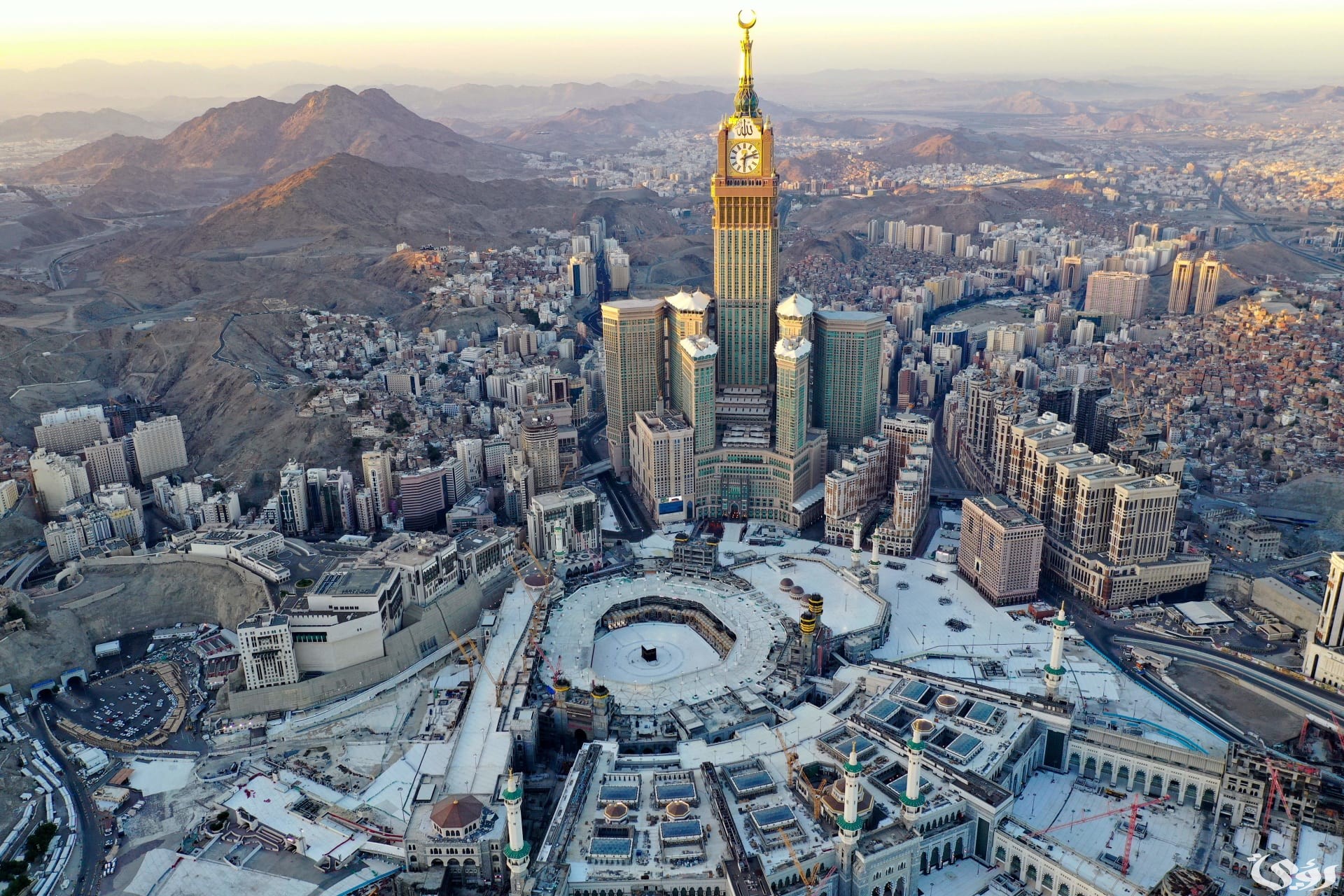 عاجل.. من اليوم بدء تنفيذ منع دخول المقيمين إلى مكة المكرمة باستثناء 4 فئات