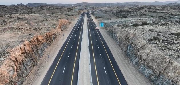 "هيئة الطرق": افتتاح الحركة المرورية في المرحلة الثالثة لطريق العقيق بلجرشي في منطقة الباحة