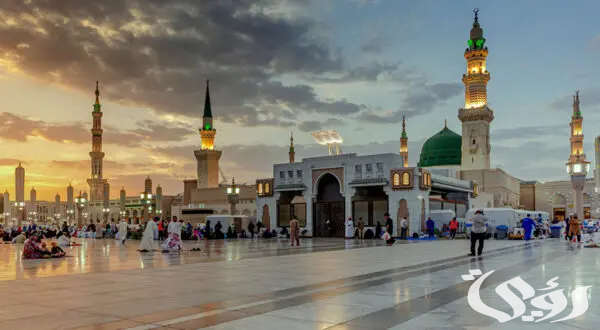 شاهد.. الزائرون يتوافدون إلى المسجد النبوي مع انطلاق موسم العمرة