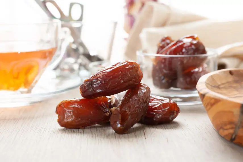 هل التمر مسموح في الكيتو أم ممنوع