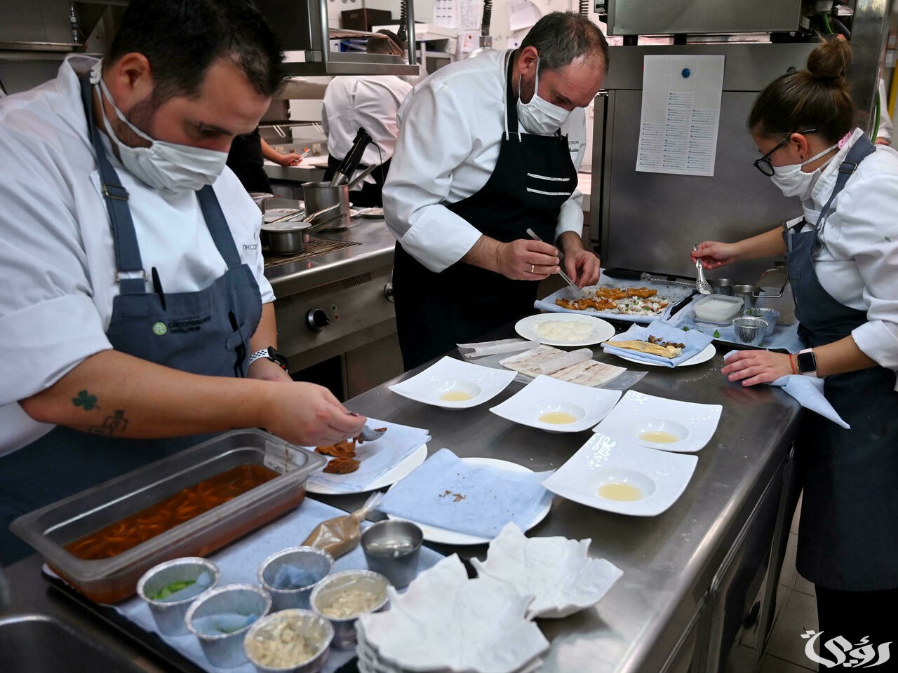 دراسة جدوى مشروع افتتاح مطعم وأرباح المطعم اليومية 2 دراسة جدوى مشروع افتتاح مطعم