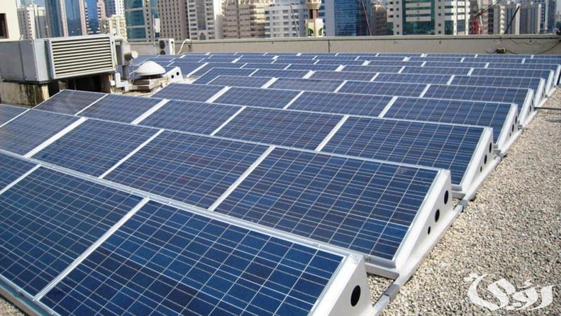 بالصور .. خطوات صناعة ألواح الطاقة الشمسية يدويا