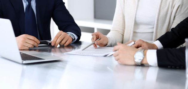 تعريف شركة التوصية البسيطة وأهم خصائصها