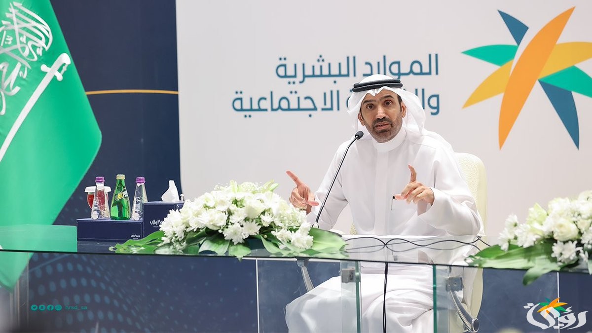 أول شركة سعودية تبدأ بتنفيذ قرار الحكومة بتقليص ساعات العمل إلى 4 أيام 2 “براتب كامل” أول شركة سعودية تبدأ بتنفيذ قرار الحكومة بتقليص ساعات العمل إلى 4 أيام