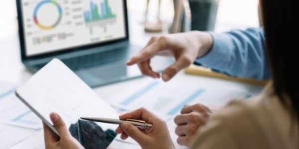 تفاصيل شاملة حول نظام السجل التجاري الجديد بالسعودية 2024 وما هي أهم مميزاته؟