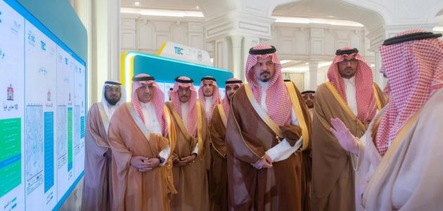 أمير المدينة المنورة ينوِّه بالاهتمام والعناية اللذين توليهما القيادة الرشيدة لقطاع التعليم