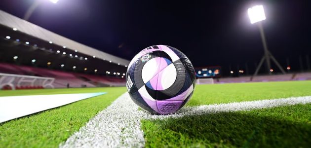 الهلال يبحث عن تعزيز صدارته من بوابة التعاون.. والاتفاق يسعى لاستعادة ذاكرة الانتصارات