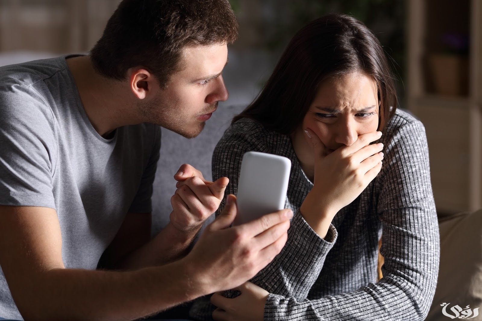 تفسير حلم رؤية خيانة الخطيب لخطيبته في المنام 4 تفسير حلم خيانة الخطيب لخطيبته