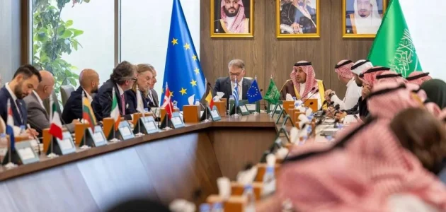 حوالي 52 مليار دولار.. لتعزيز المكاسب  والعلاقات الثنائية للتجارة الدولية لعام 2024 م