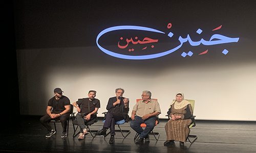 المخرج الفلسطيني محمد بكري يوضح سبب تسمية فيلم “جنين.. جنين” ومعناه