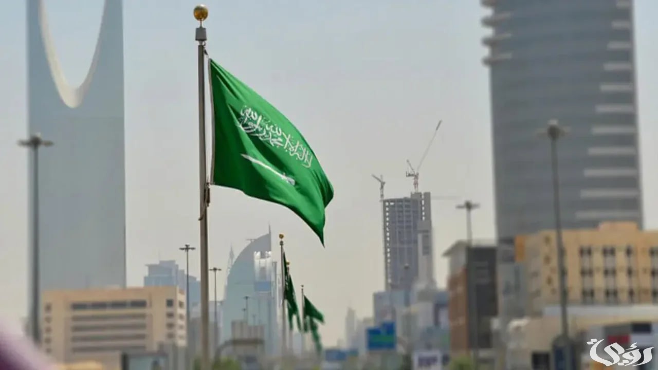 وزارة العمل توضح | استعلم الآن عن عامل وافد في السعودية 1446 بشروط محددة