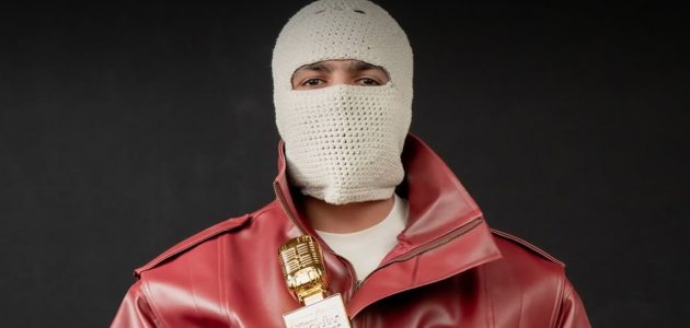 «الفنان الأكثر صعودًا» | تكريم الفنان المقنع “تووليت” الأول بحفل بيلبورد عربية للموسيقى