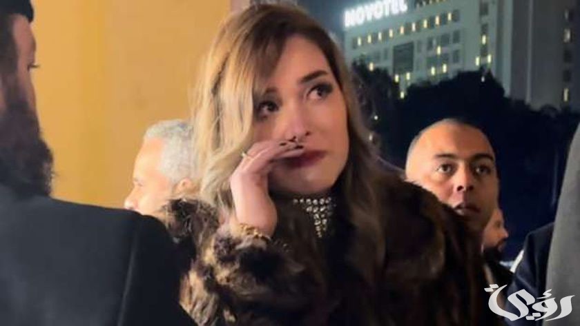 في حفل تأبينه في الأوبرا | زوجة محمد رحيم تتسلم درع تكريمه