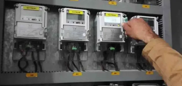 بيان عاجل من الكهرباء.. توقف شحن العدادات مسبقة الدفع في هذه المحافظات