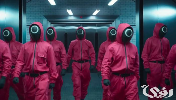 جيش “لعبة الحبّار” الكورية يتواجد في مطار جدة.. تعرف على المفأجاة 3 جيش ضخم مقنع داخل مطار جدّة.. ما الذي تشهده المملكة الفترة المقبلة؟؟؟