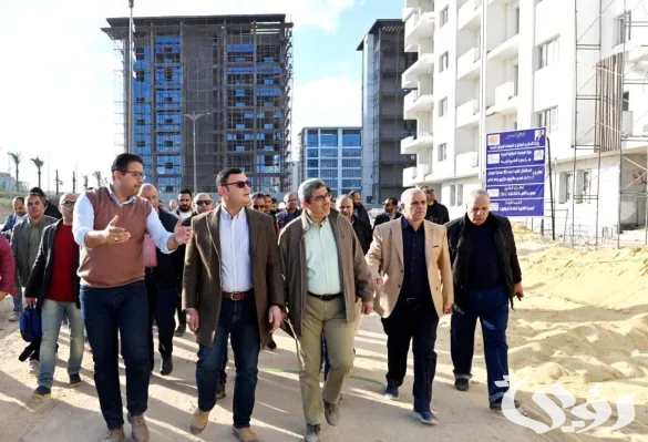 اللمسات النهائية.. وزير الإسكان يَتفقد أنظمة تشغيل أبراج المنطقة الشاطئية بالعلمين