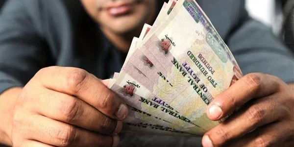 قرار جديد من البنك المركزي بزيادة حد سحب وتحويل الأموال مع بداية العام الجديد