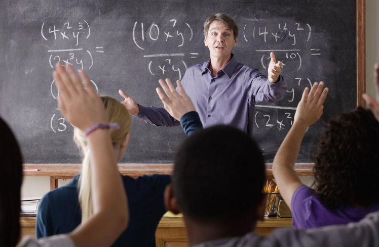 أبواب التقديم مفتوحة لفترة محدودة .. خطوات التسجيل في مسابقة التربية والتعليم خطة تعيين أكثر من 100 ألف معلم مساعد