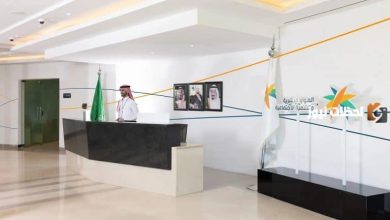 الموارد البشرية توضح: هل يحق للعزباء الاشتراك في الضمان المطور؟