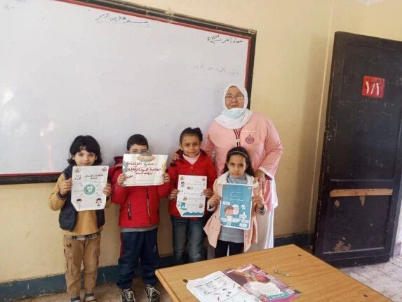 حملات توعية تنافسية في مدارس القليوبية لتعزيز صحة الفم والأسنان