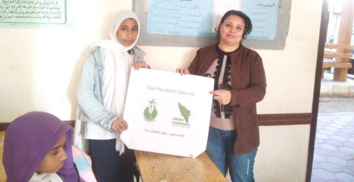 حملة «لا للبلاستيك أحادي الاستخدام» تواصل جهودها لرفع الوعي البيئي وتعزيز الاستدامة