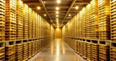 ارتفاع جديد في سعر الذهب عيار 21: ماذا يعني ذلك للأسواق العالمية؟ 1 ارتفاع جديد في سعر الذهب عيار 21: ماذا يعني ذلك للأسواق العالمية؟