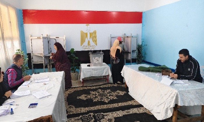 السيدات يبرز دورهن في جولة الإعادة بدائرة المنتزة بالإسكندرية amid تنافس محتدم