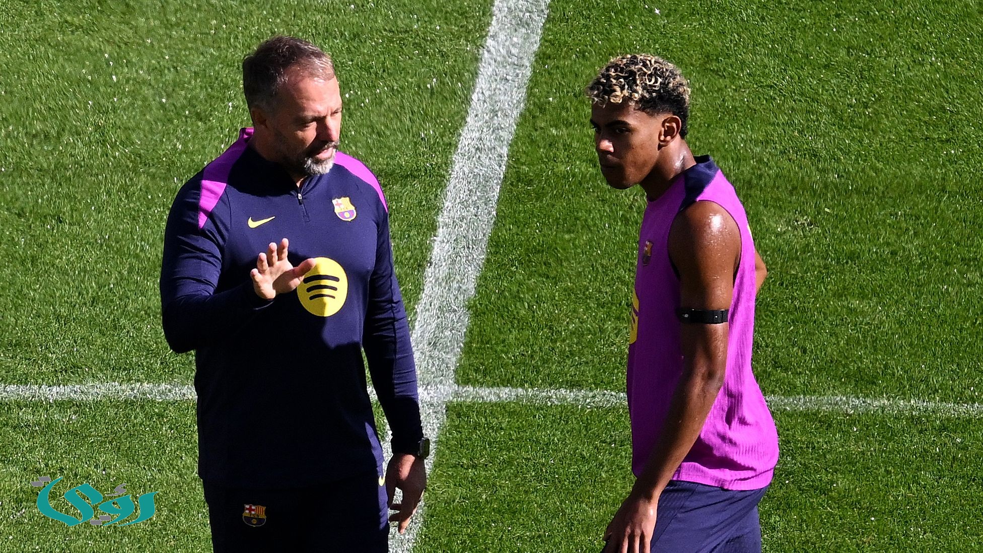 وكيل نجم البوندسليجا يعترف: برشلونة تواصل معنا