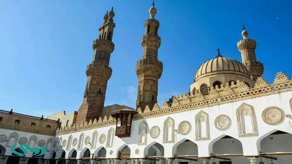 الأزهر المصري يقرر العمل أونلاين.. من يشمله القرار ومن المستثنى؟